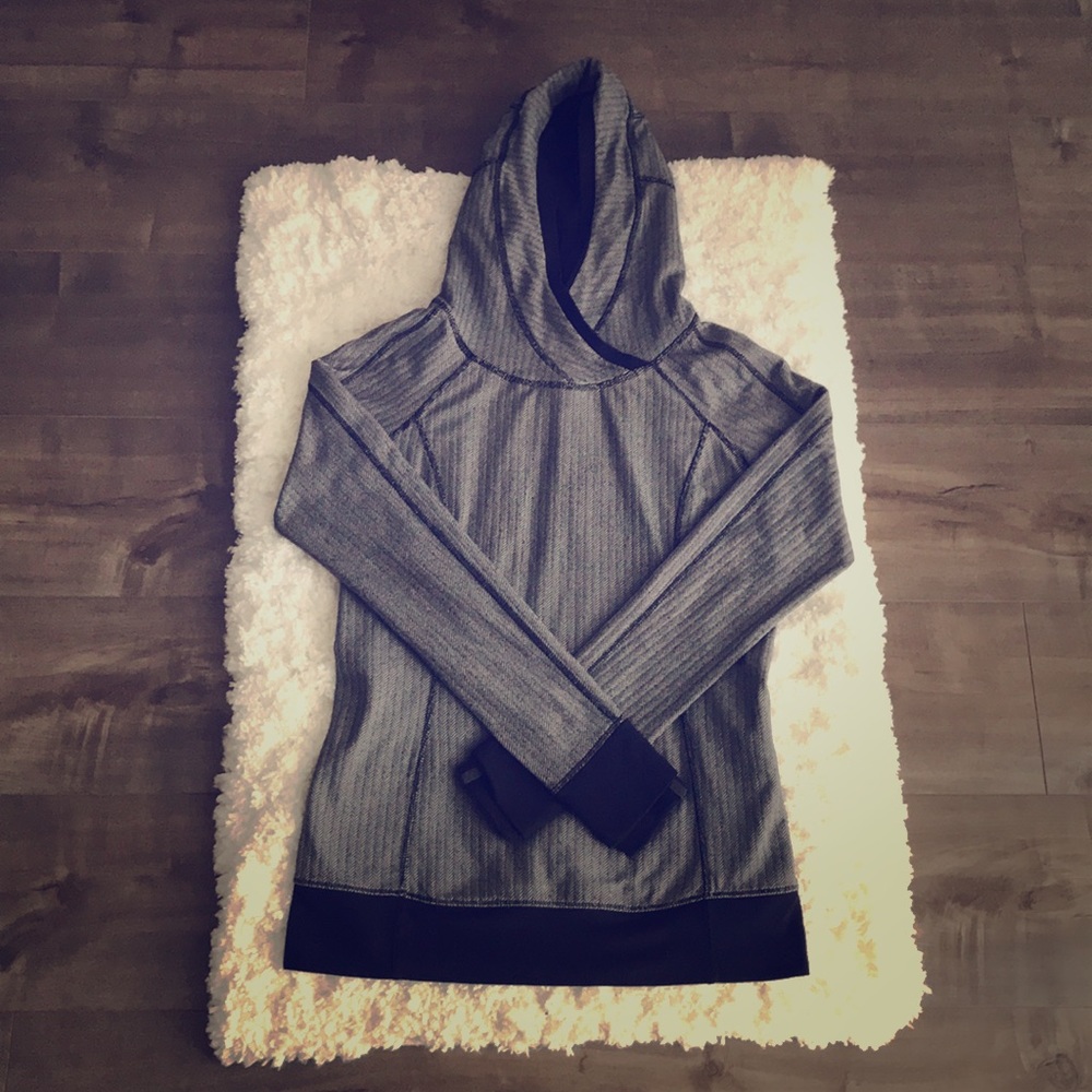 Lululemon Think Fast Hoodie Chrome Pullover